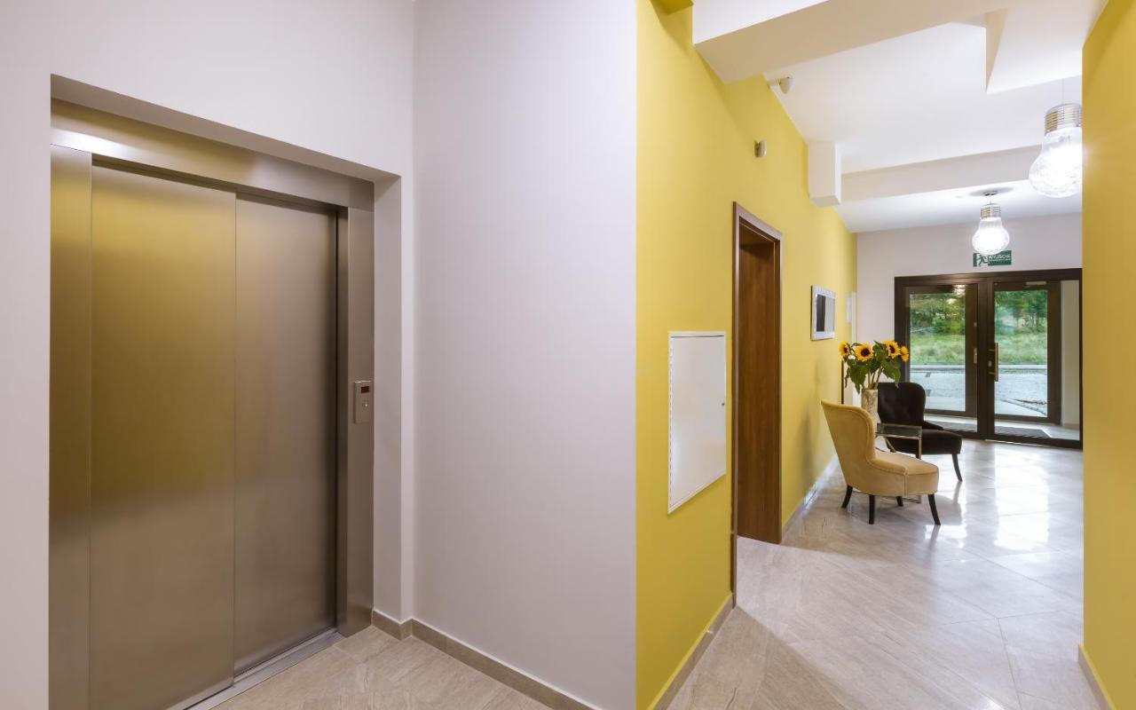 Kasprowicza13 Apartment ชกลาร์สกา ปอเรมบา ภายนอก รูปภาพ