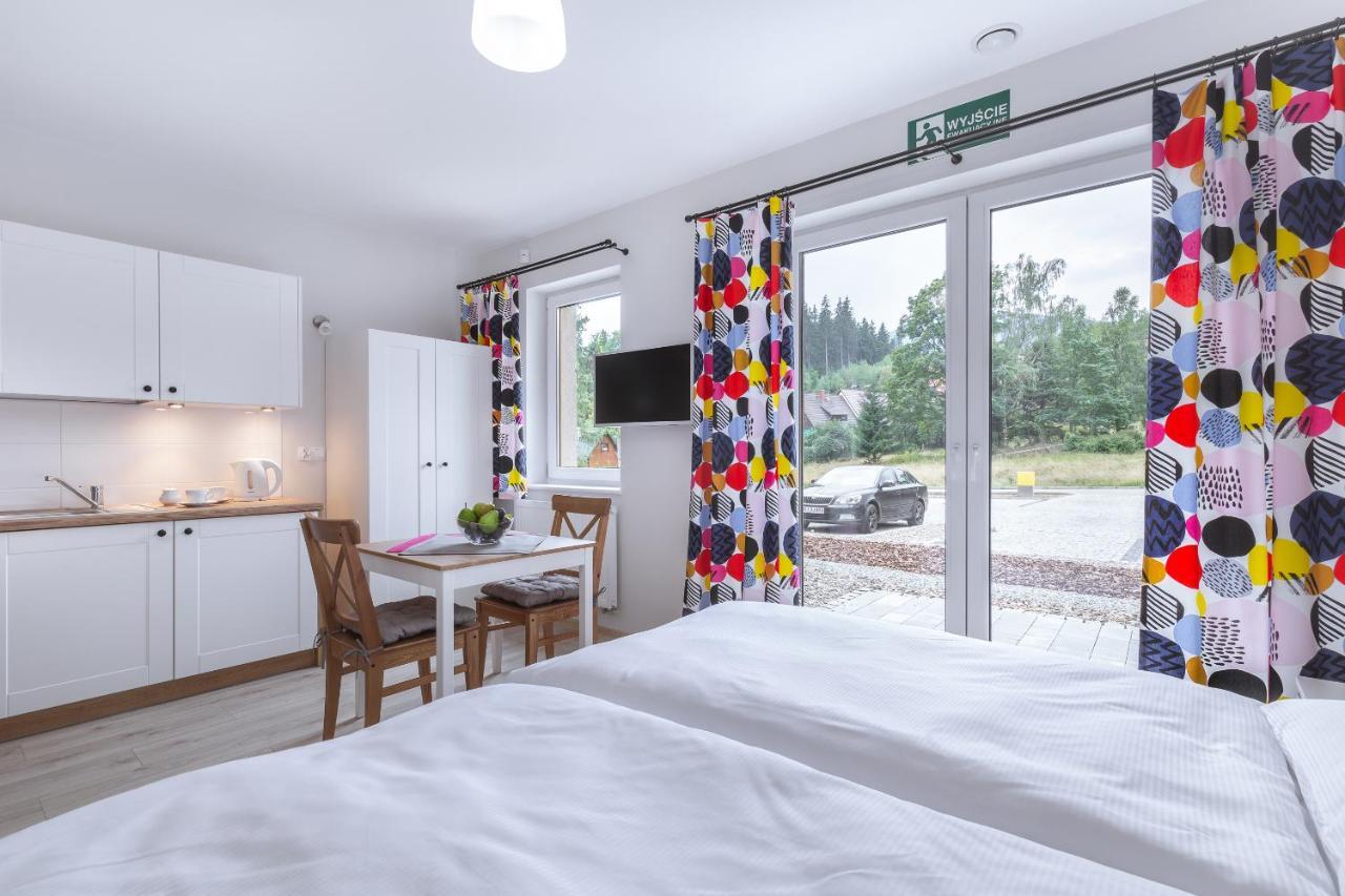 Kasprowicza13 Apartment ชกลาร์สกา ปอเรมบา ภายนอก รูปภาพ