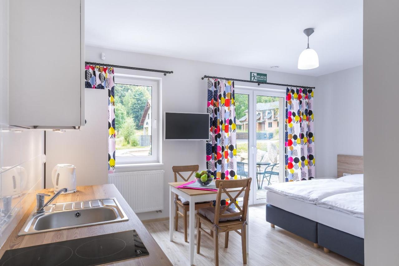 Kasprowicza13 Apartment ชกลาร์สกา ปอเรมบา ภายนอก รูปภาพ
